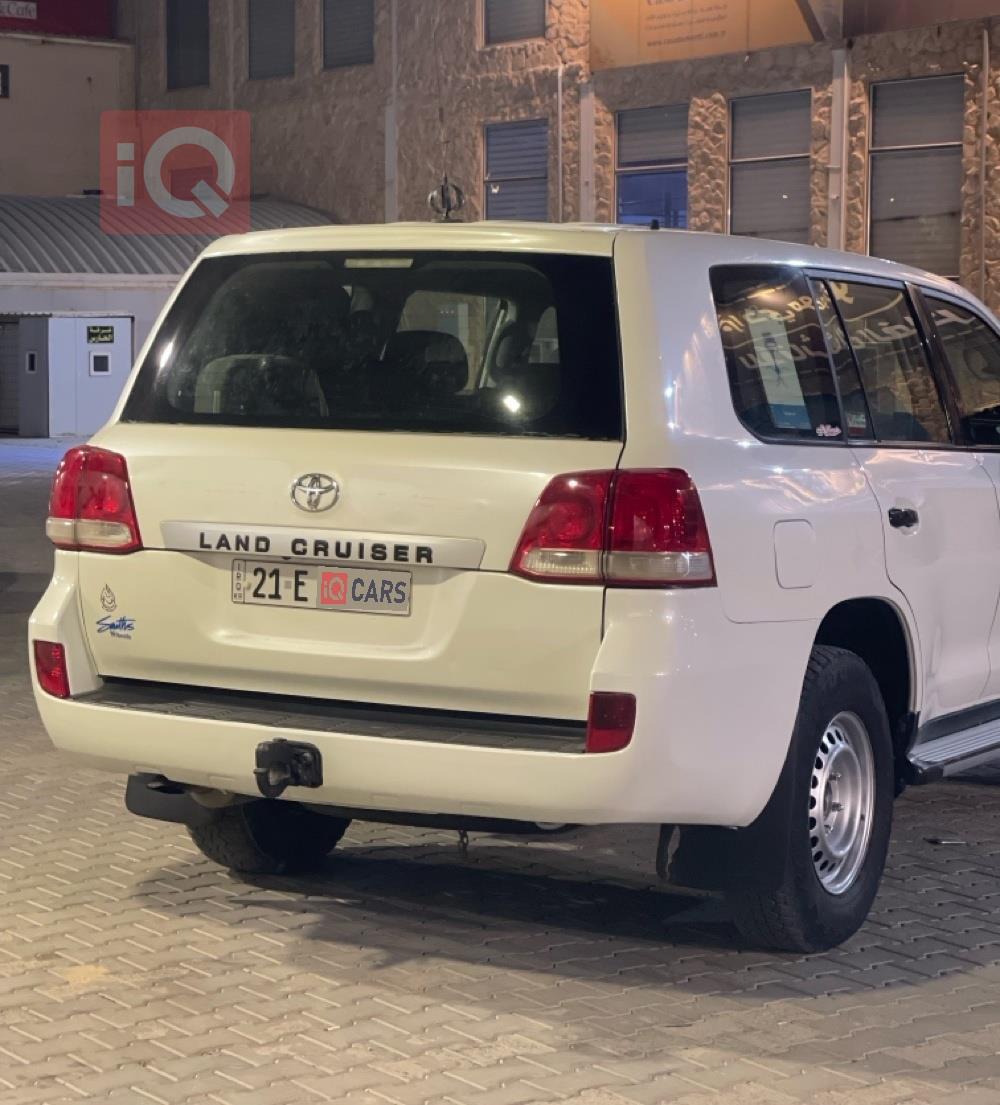 تويوتا لاندكروزر